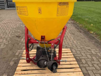 Fertilizer spreader Cosmo PDC 400