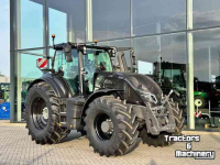 Tractor Valtra Q285