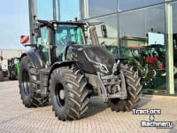 Tractor Valtra Q285