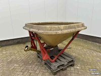 Fertilizer spreader Vicon Pendelstrooier