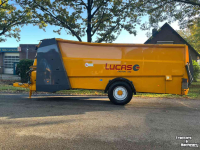 Straw spreader for boxes Lucas Castor 185 stroblazer