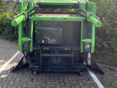 Silage grab-cutter VDW vdw voermengbak
