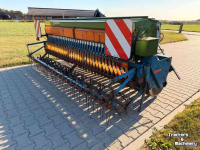 Seed drill Köckerling Nokkenrad zaaimachine met rol