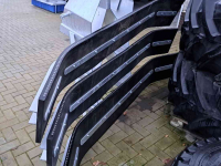 Rubber yard scraper Hofstede Div modellen