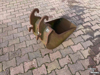 Excavator buckets  Dieplepelbak  40cm  CW05