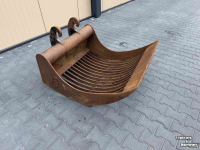Skeleton buckets  Puinbak