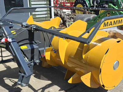 Silage spreader Mammut SF 245 Titann
