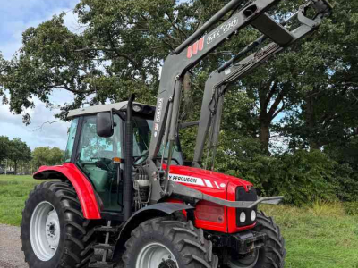 Tractor Massey Ferguson 5435 Speedshift Tractoren
