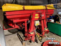 Fertilizer spreader Lely Weegstrooier