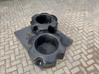 Used parts for tractors New Holland / CNH Wielgewichten 2x454kg (T7 LWB)