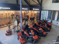Ride-on mower Husqvarna Rider zitmaaiers robot en Loopmaaiers