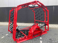 Pasture harrow Stekro Weidesleep 8 meter hydr. opklapbaar