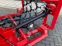 Pasture harrow Stekro Weidesleep 8 meter hydr. opklapbaar