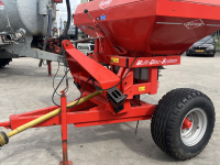 Fertilizer spreader Kuhn Kuhn /Rauch MDS 935