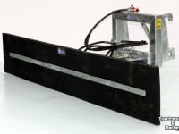 Rubber yard scraper Qmac 270 HYDR MET GIANT AANSLUITING