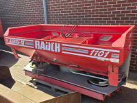 Fertilizer spreader Rauch Axera M 1101