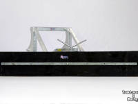 Rubber yard scraper Qmac 180 MECH SCHUIN TEREX TL65 - TL70