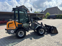 Wheelloader Giant G2500 HD X-TRA. Bak en Lepels, Vol cabine, 208 uur.