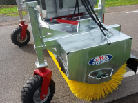 Other cleaning and sweeping machines and accessories Sweep Loonwerkersveegmachine