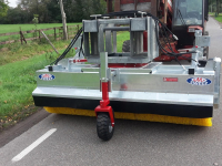Other cleaning and sweeping machines and accessories Sweep Loonwerkersveegmachine