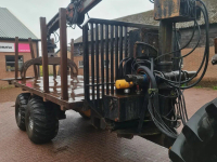 Tree transporter Valtra 6550 + MOHEDA UITRIJWAGEN