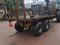 Tree transporter Valtra 6550 + MOHEDA UITRIJWAGEN