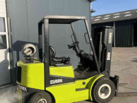 Forklift Clark CGP 25