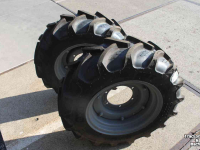 Wheels, Tyres, Rims & Dual spacers BKT 280/70R18 Agrimax RT765 trekkerbanden tractorbanden wielen/velgen