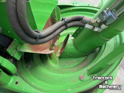 Corner-auger grain carts  eigenbouw