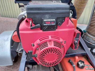 Leaf vacuum  Trilo Su60