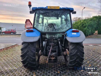 Tractor New Holland TL 90 + Voorlader / Frontlader
