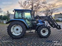 Tractor New Holland TL 90 + Voorlader / Frontlader