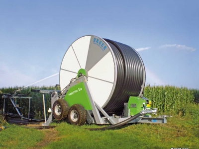 Irrigation hose reel Bauer Beregeningshaspels in alle maten en soorten.