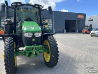 Tractor John Deere 6M 125