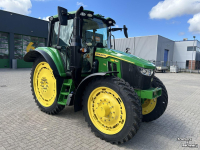 Tractor John Deere 6M 125