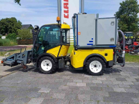 Tool carrier Multihog CX 75 met Empas MCP opbouw