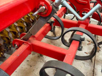 Seedbed combination Güttler avant 56 frontpacker rol