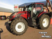 Tractor Valtra T174 VERSU Tractor