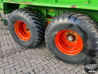 Lime spreader Amazone Rotina 8000 B