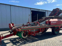 Potato harvester Kverneland 2600 Getrokken Wagenrooier