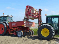 Bulk box tipper Wifo Efficient de pootmachine vullen? Wat dacht u van deze Wifo Heavy duty 180° Vooroverkantelaar?