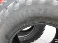 Wheels, Tyres, Rims & Dual spacers Alliance 300/70R20 579 trekkerbanden voorbanden gazonprofiel transportbanden