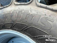 Wheels, Tyres, Rims & Dual spacers Mitas 540/65x34 & 440/65x24 op velgen