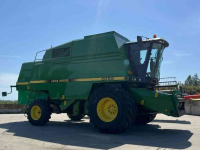 Combine John Deere 2066