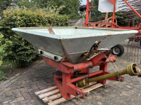 Fertilizer spreader Kuhn Comete ZS 600 N