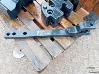 Frontweights Steyr Nieuw Steyr moederblok, ondertrekhaak en gewicht.