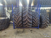 Wheels, Tyres, Rims & Dual spacers Vredestein banden