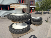 Wheels, Tyres, Rims & Dual spacers BKT Set Dubbellucht Cultuurwielen