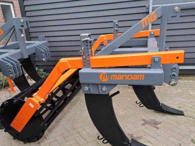 Deep subsoiler Mandam MG 3 2000