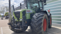 Tractor Claas xerion 3300